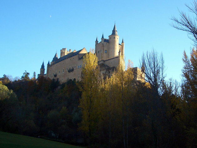 header image for Day trip to Segovia, Spain: the Aqueduct, the Cathedral, and the Castle
