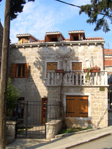 Kameni Cvit 1