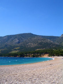 the inland view at Zlatni Rat beach