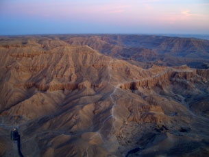 The mountains containing the Valleys of the Kings and Queens