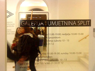 Entrance to the Split Art Gallery 'Galerija'